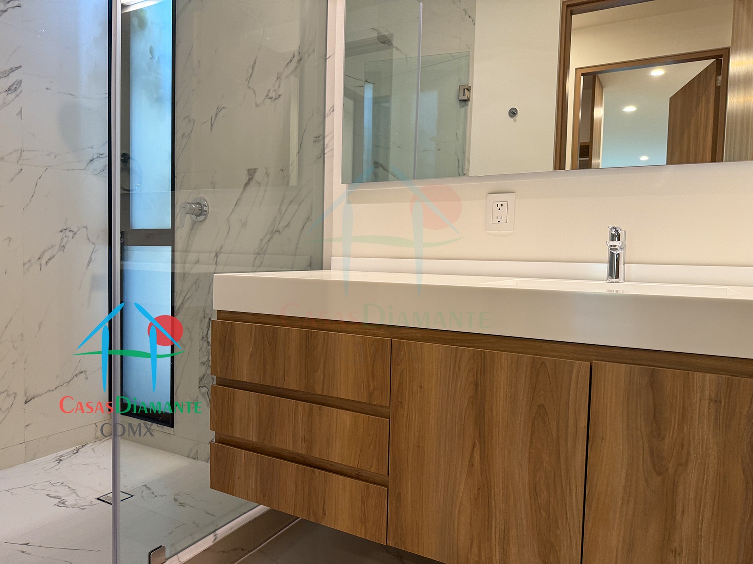 Las Aguilas Ursus AJA - Recámara uno 14